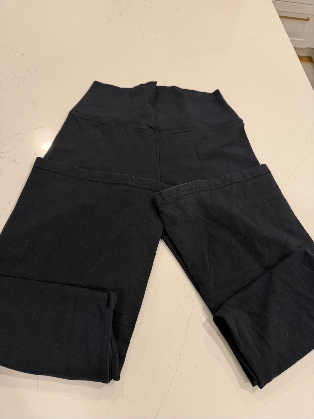 aerie Black High-Waist yoga paints